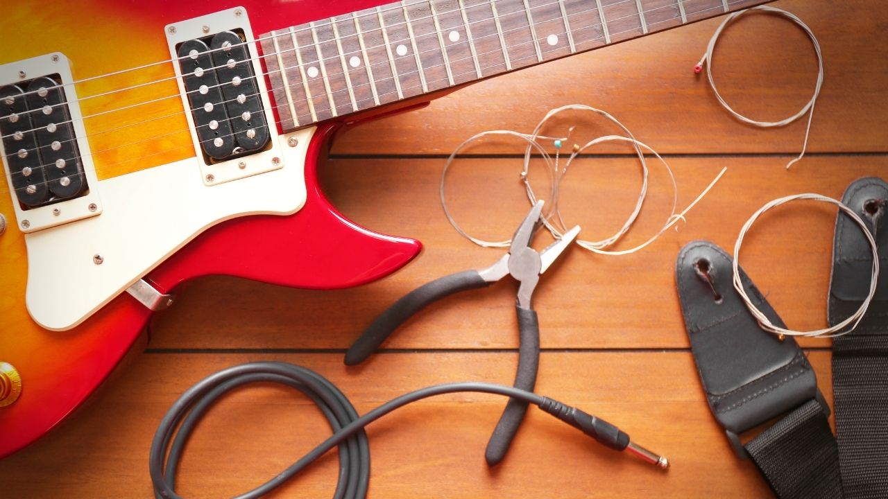En İyi Gitar Aksesuarları: İhtiyaçlarınız Neler?