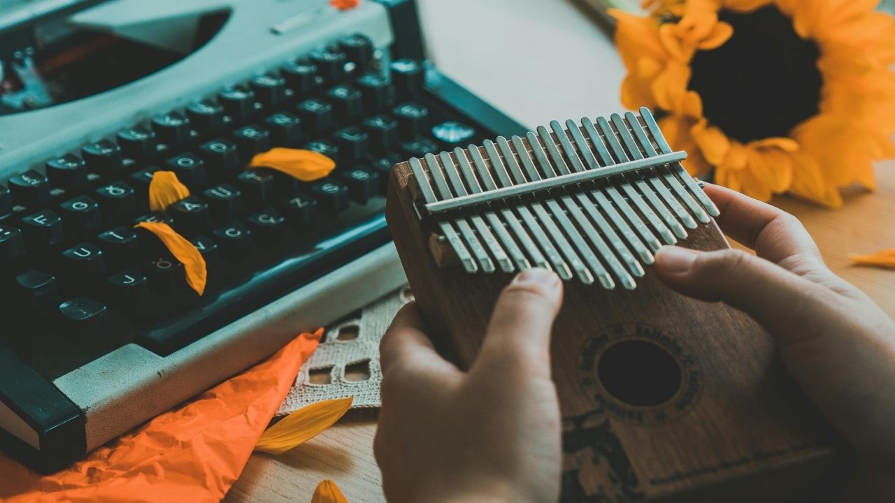 Kalimba Nedir? Nasıl Çalınır? 