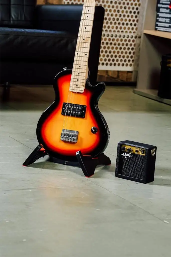 Midex CEG-34SB 5-8 Yaş Çocuklar İçin Amfili Full 1/2 34 İnç Elektro Gitar Seti Sunburs