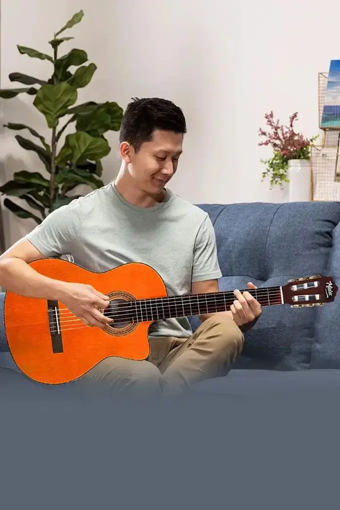 Midex CG-390M-XBAG Klasik Gitar 4/4 Sap Ayarlı Kesik Kasa (Çanta Tuner Askı Capo Metod Pena)